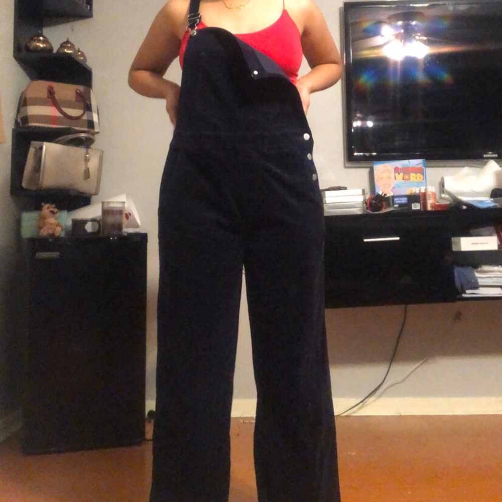 Boohoo dark blue velvet overall